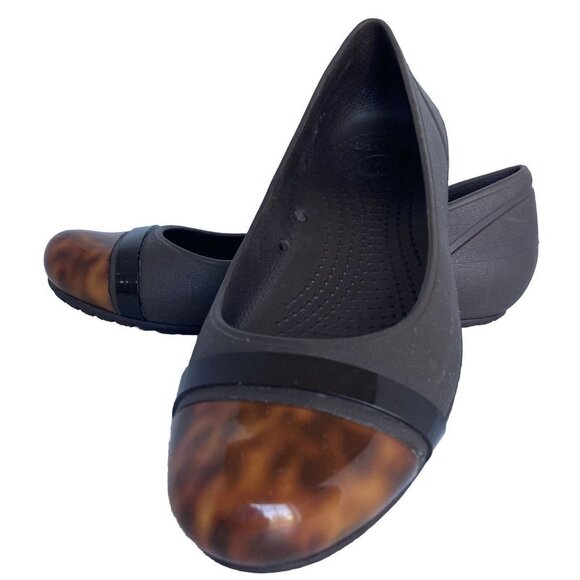 CROCS Black and Brown Flats - Picture 2 of 11